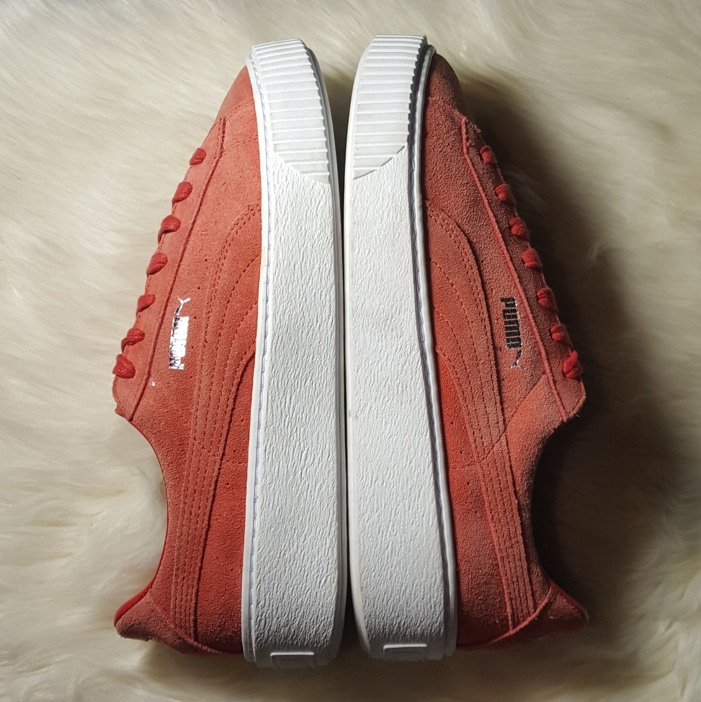Puma Suede π₯ - Picture 4 of 8